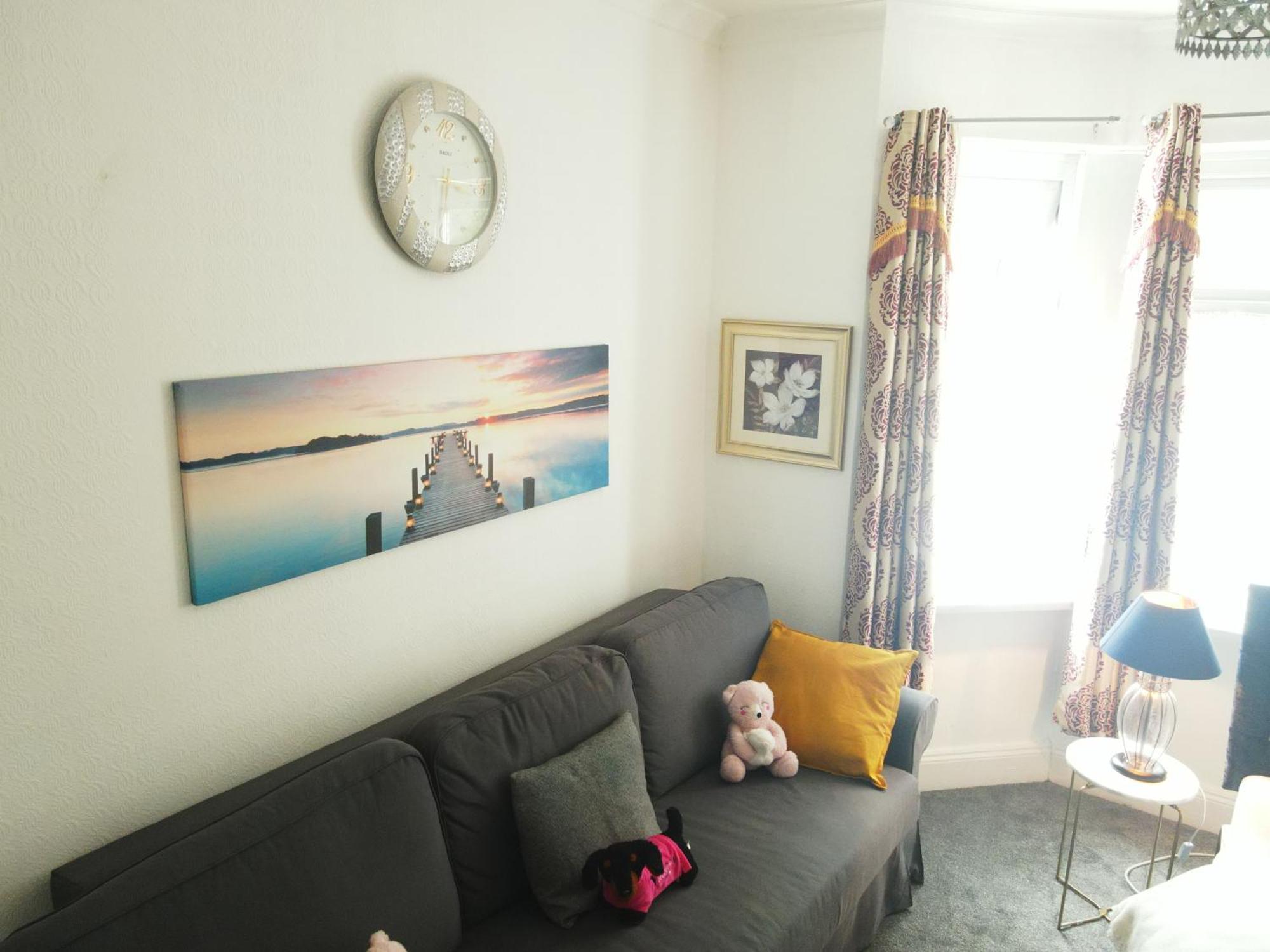 Service Accommodation 2 Bed Room Apartment In Newport South Wales Near Celtic Manor Icc Wales Exterior foto